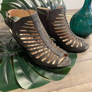 Vince Camuto Booties